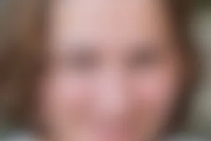 Ana María, 33